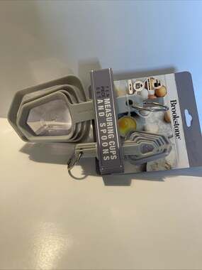 Brookstone 10 Piece Measuring Cups and Spoons Set